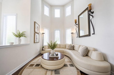 1 Lourakis Street • Richmond Hill, ON photo 5