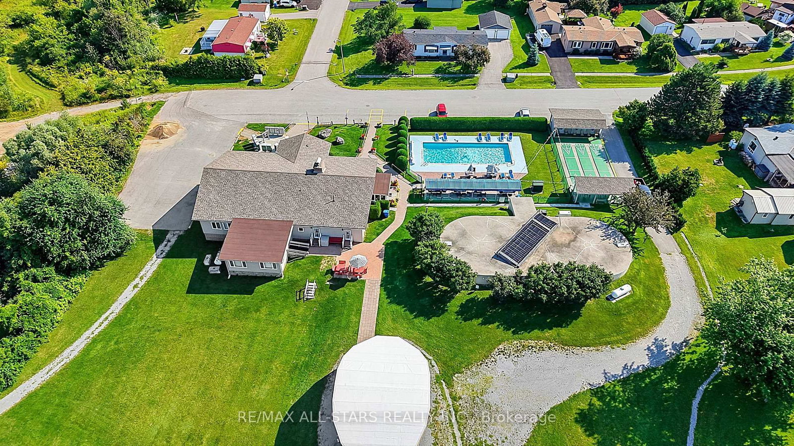 30 Damsel Circle • Georgina, ON photo 35