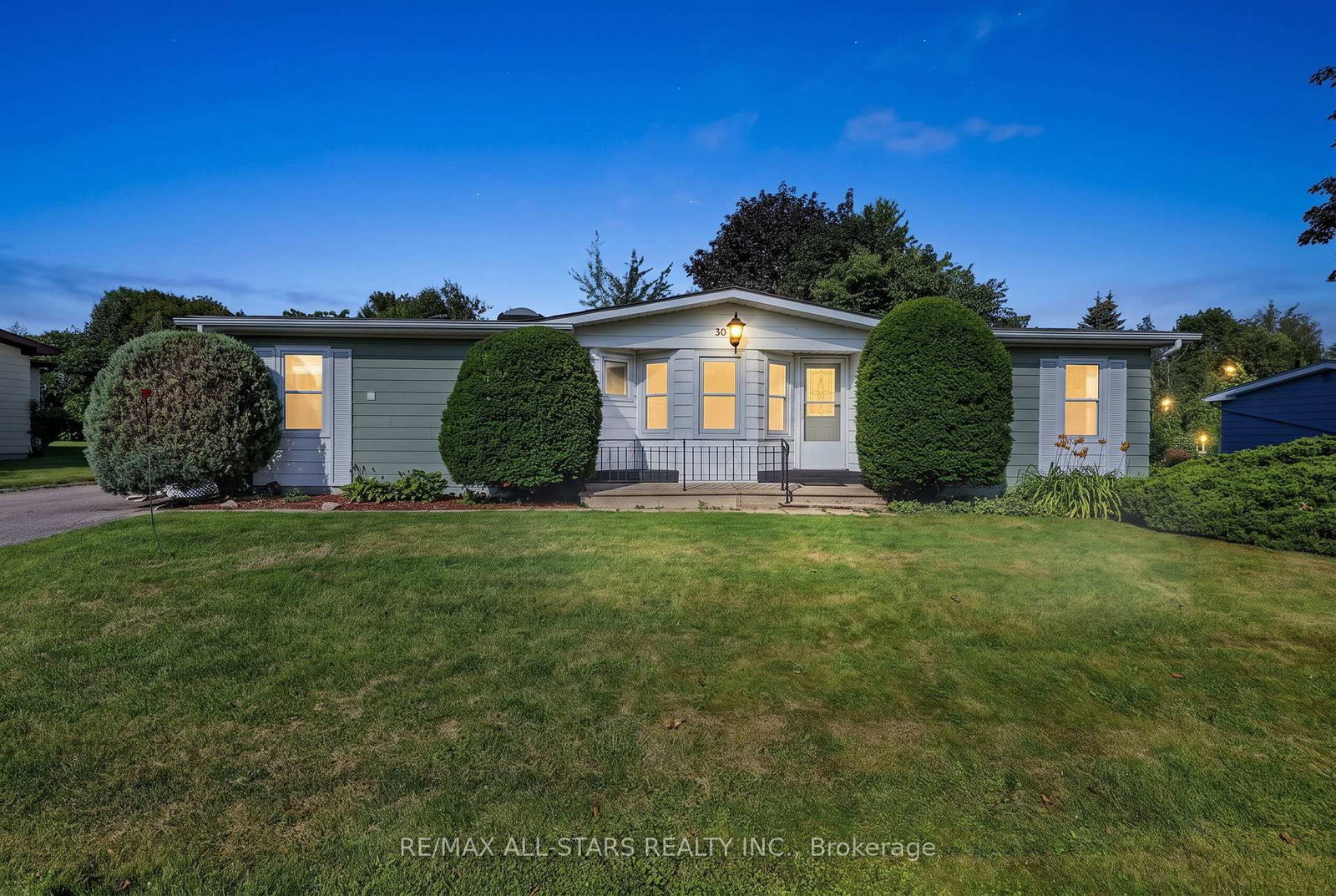 30 Damsel Circle • Georgina, ON photo 36
