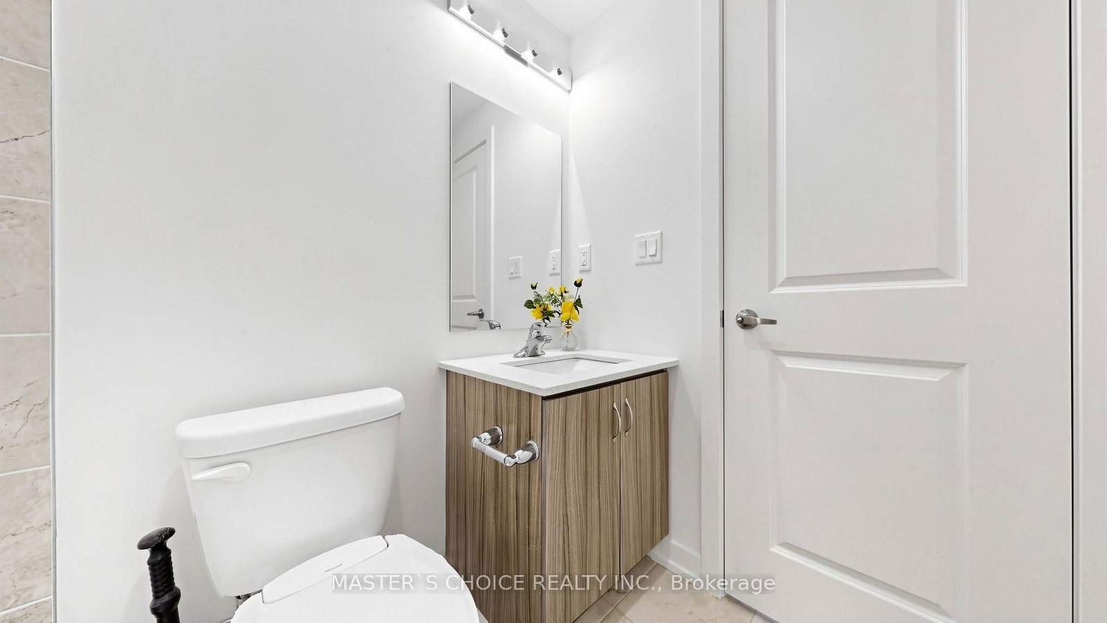 56 Elizabeth Street • #1404 • Richmond Hill, ON photo 15