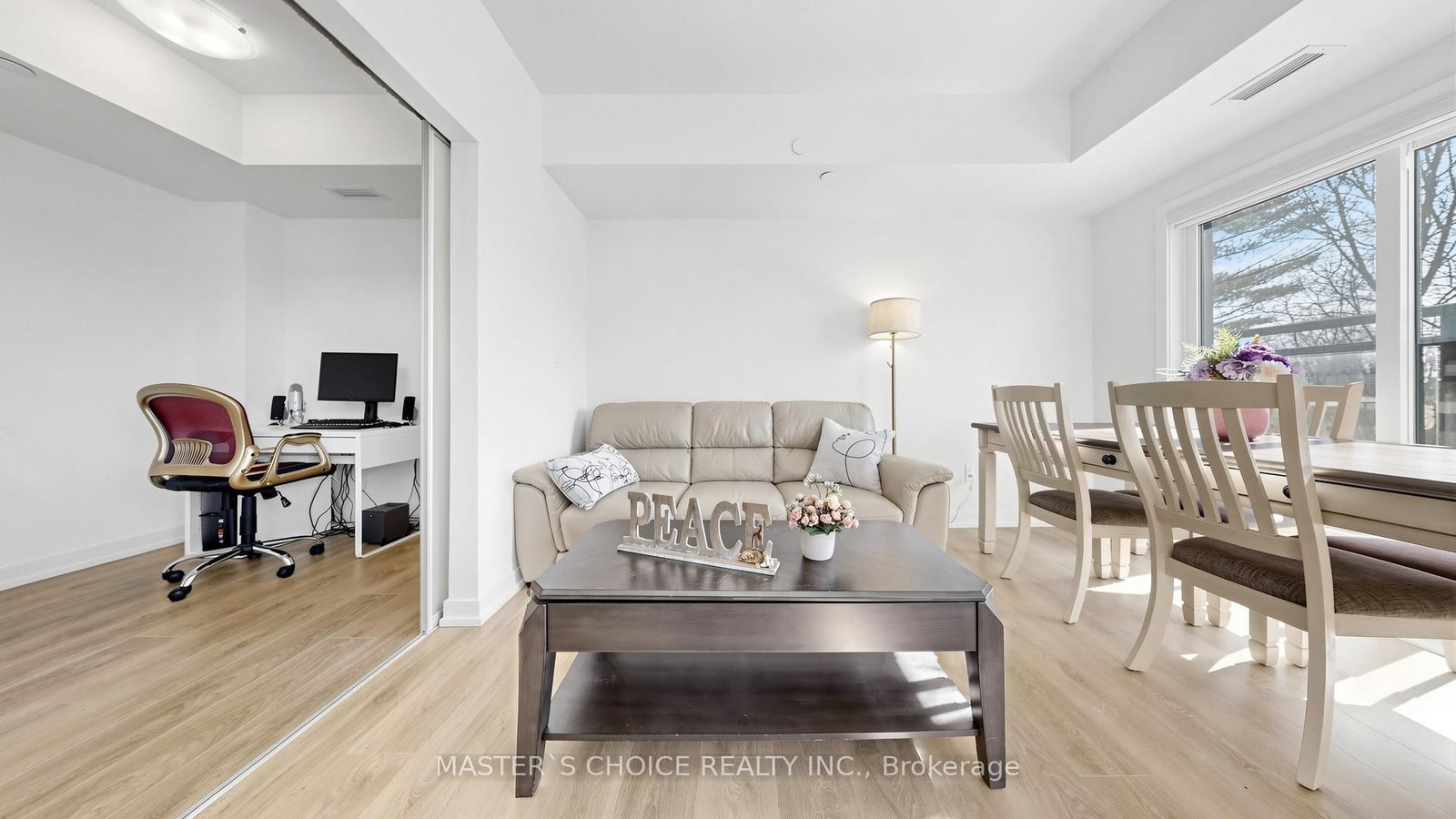 56 Elizabeth Street • #1404 • Richmond Hill, ON photo 5