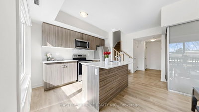 56 Elizabeth Street • #1404 • Richmond Hill, ON photo 9