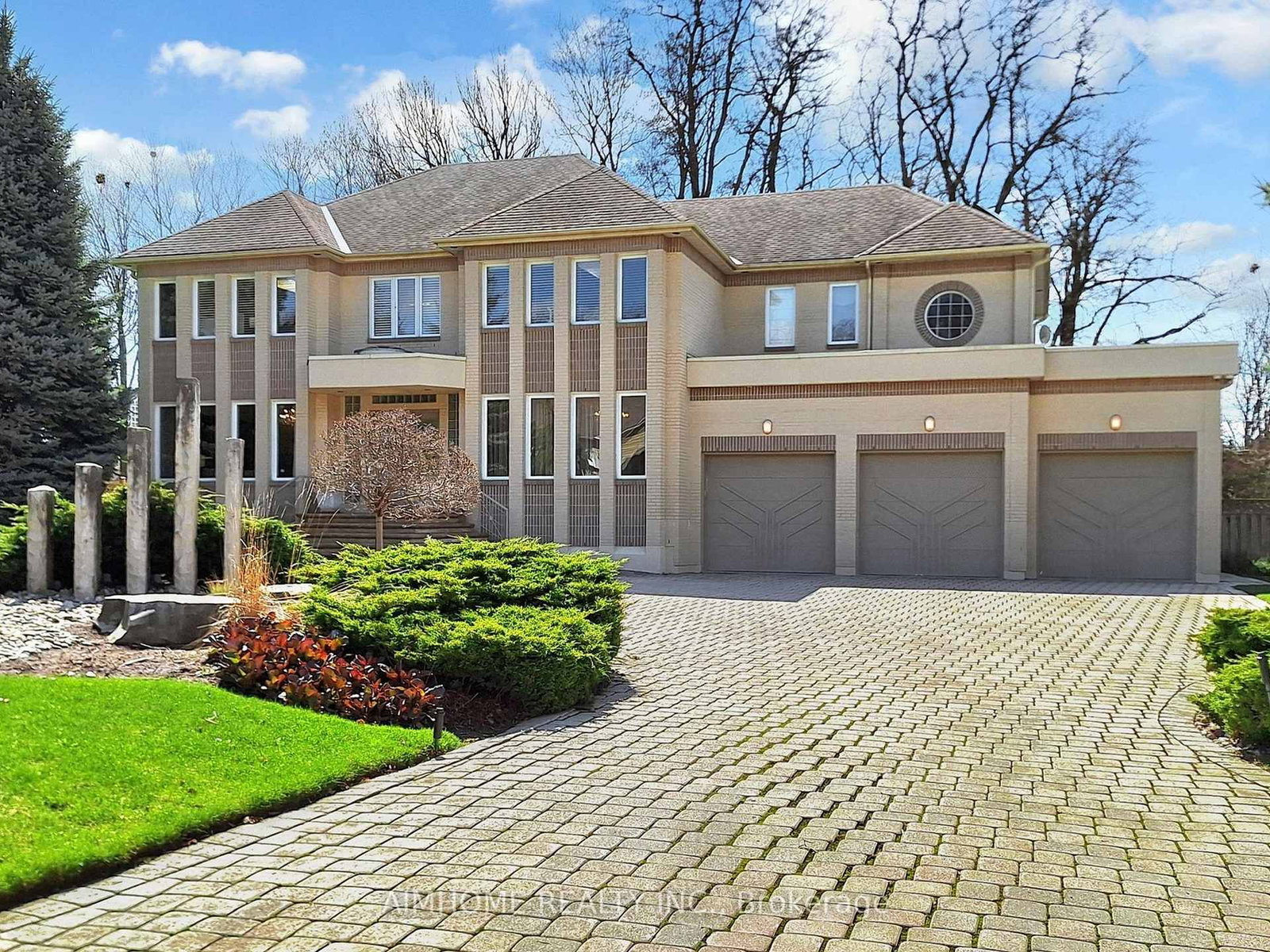 145 Renaissance Court • Vaughan, ON photo 1