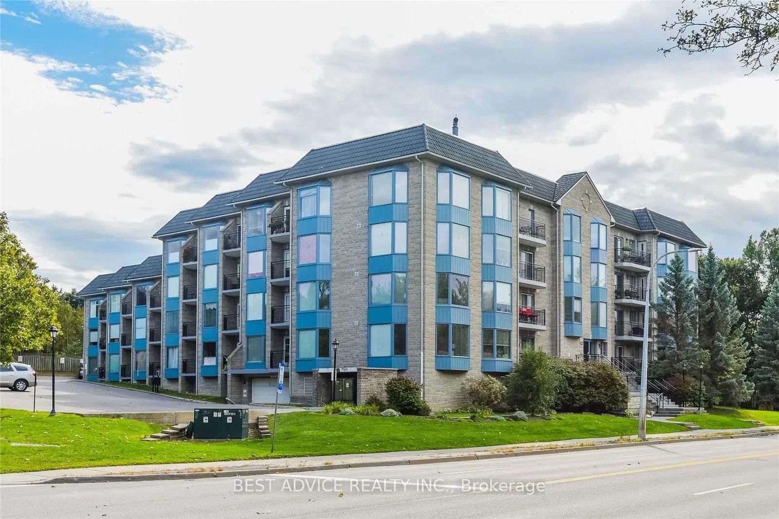 85 Wellington Street W • #104 • Aurora, ON photo 1