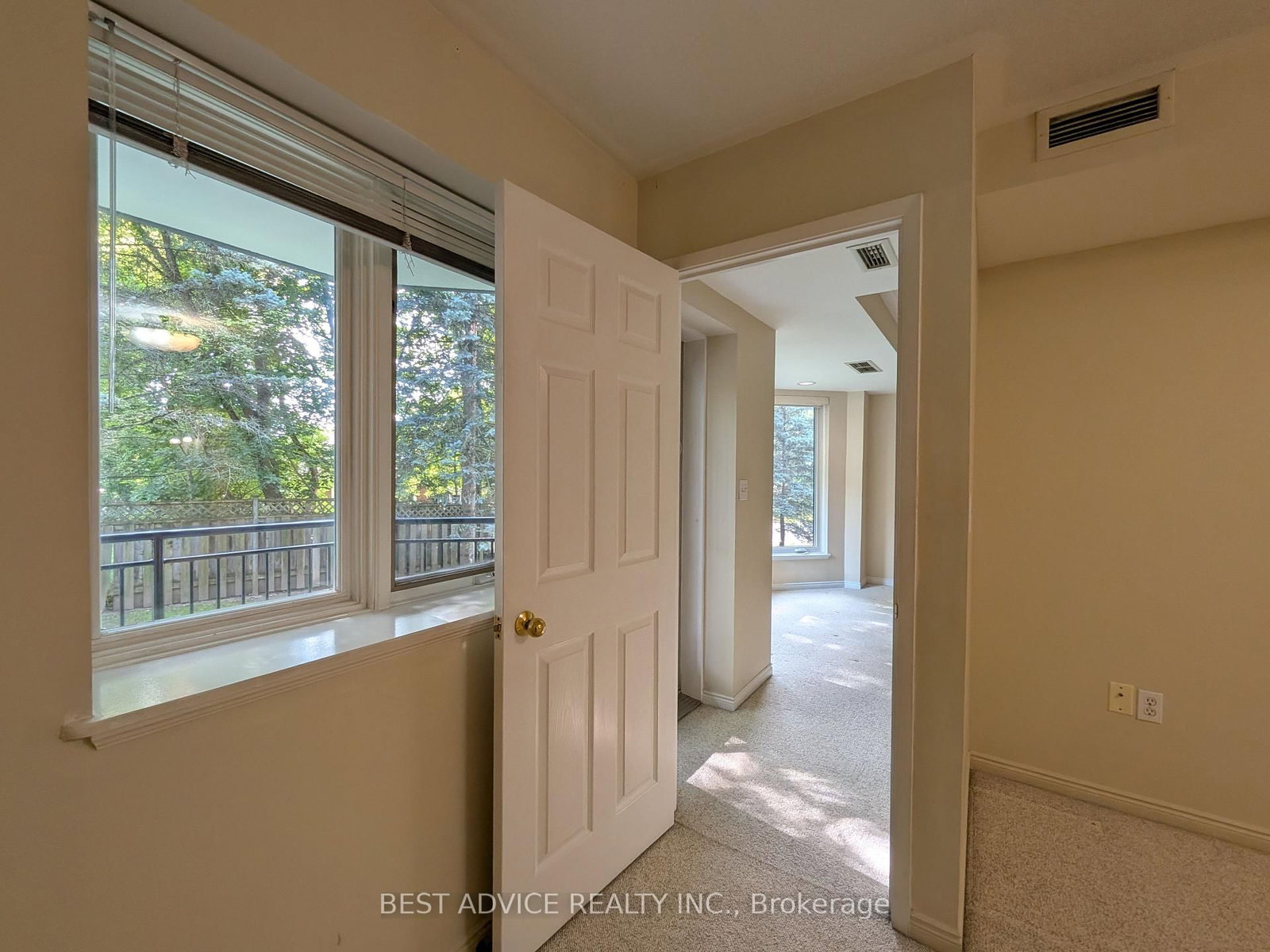 85 Wellington Street W • #104 • Aurora, ON photo 14