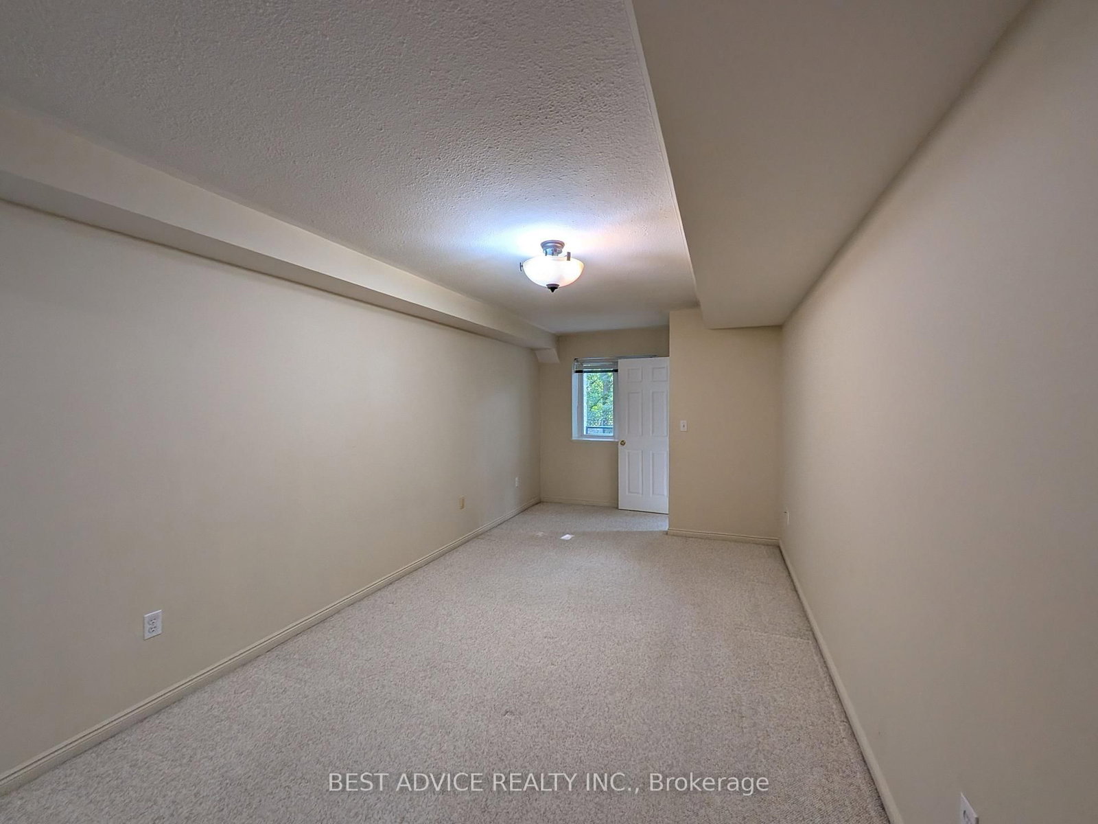 85 Wellington Street W • #104 • Aurora, ON photo 15