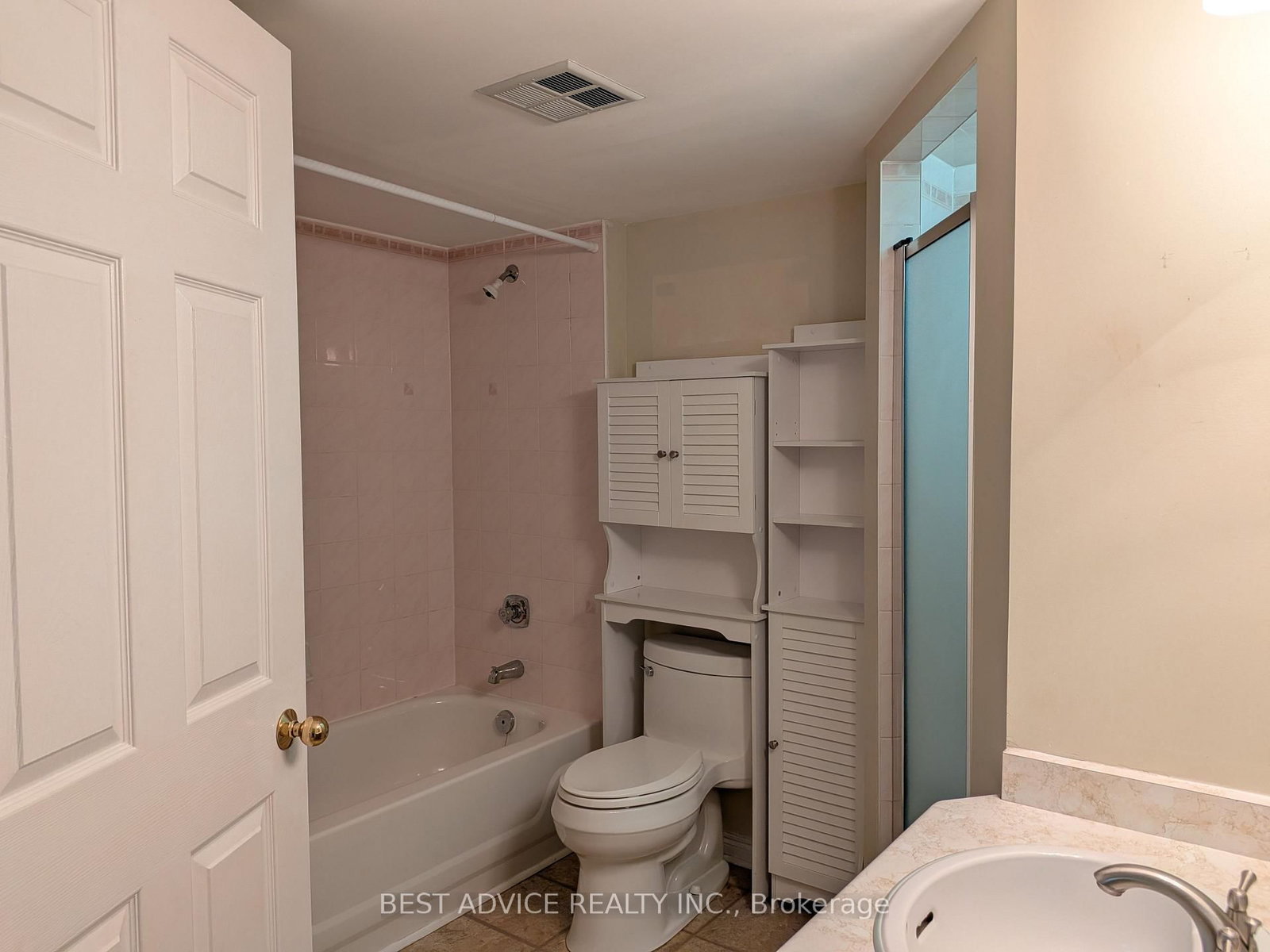 85 Wellington Street W • #104 • Aurora, ON photo 16