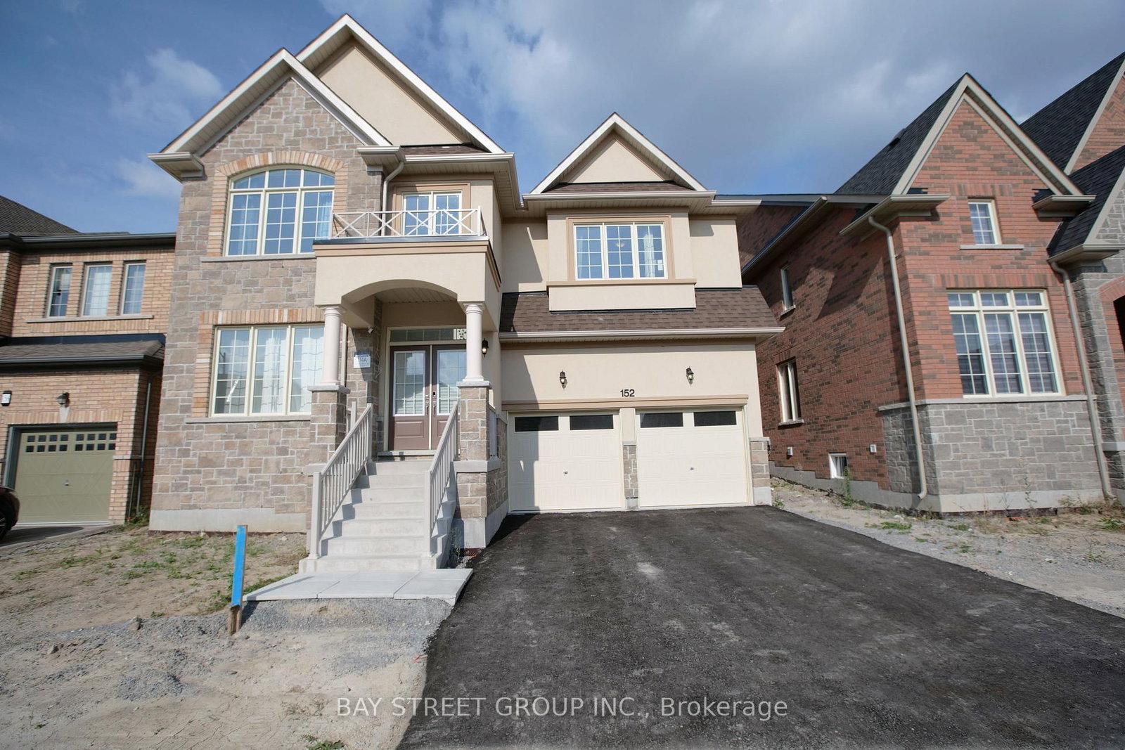 152 Ben Sinclair Avenue • East Gwillimbury, ON photo 1