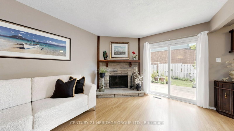 27 Dunkeld Way