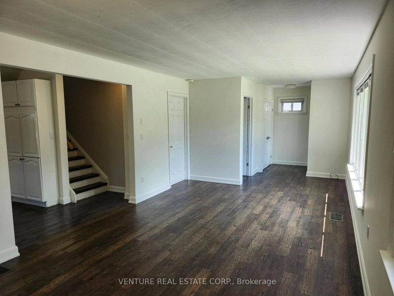 6 Sullivan Drive