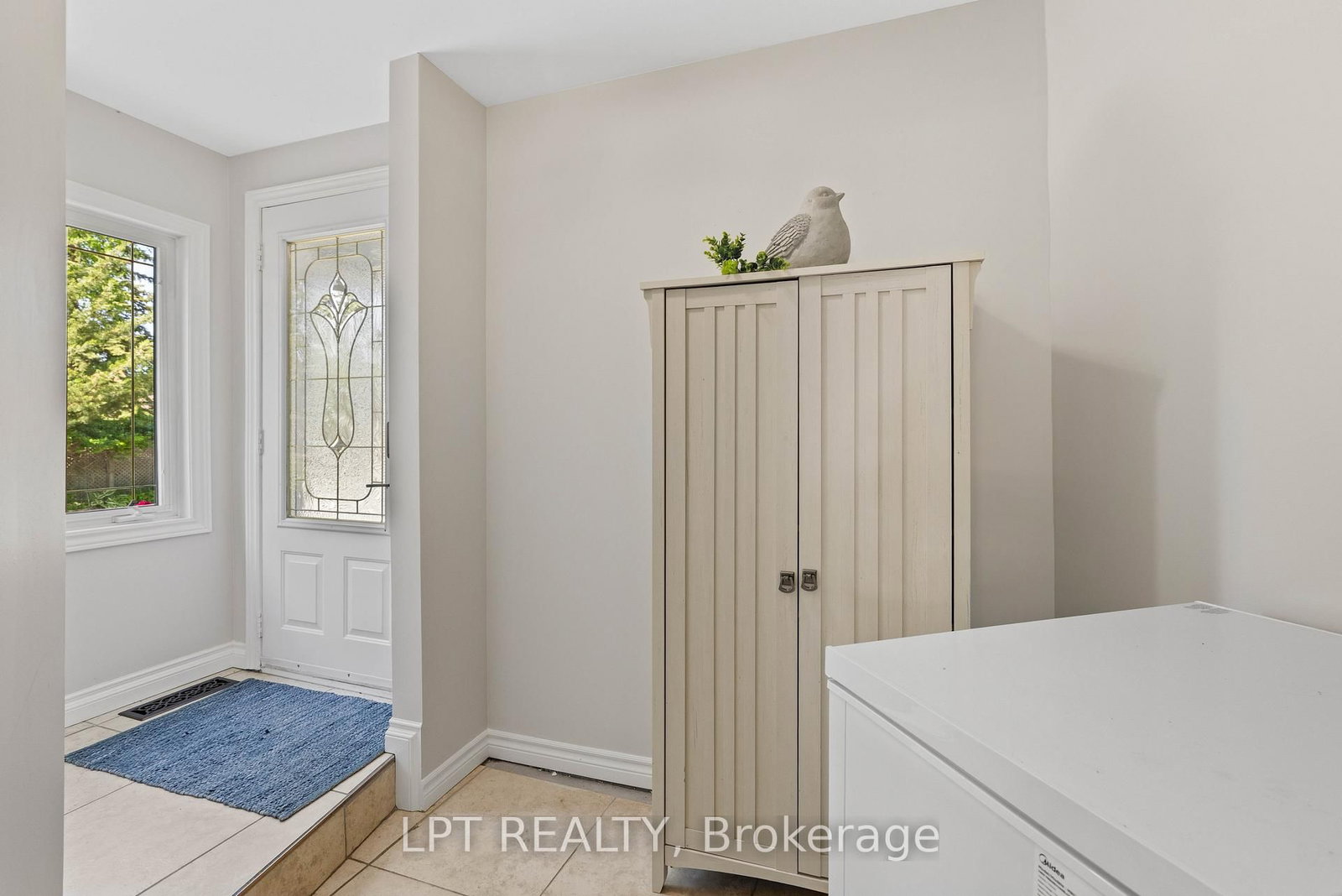 204 The Queensway S • Georgina, ON photo 31