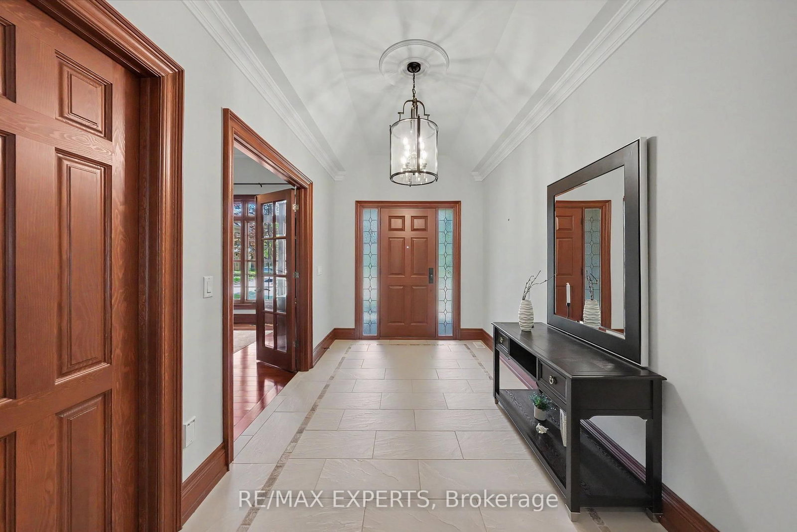91 Napier Street • Vaughan, ON photo 6