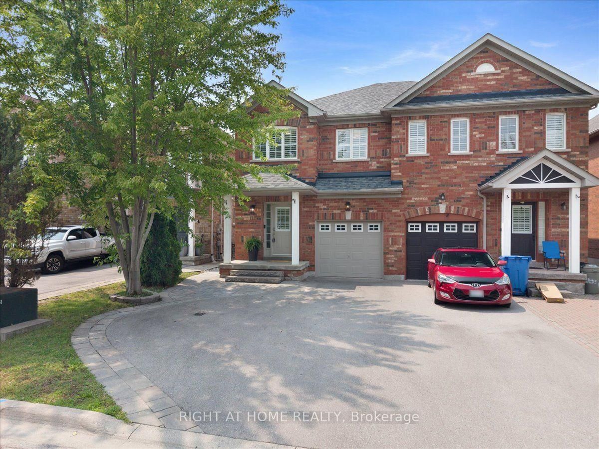 171 Burgess Crescent • Newmarket, ON photo 1