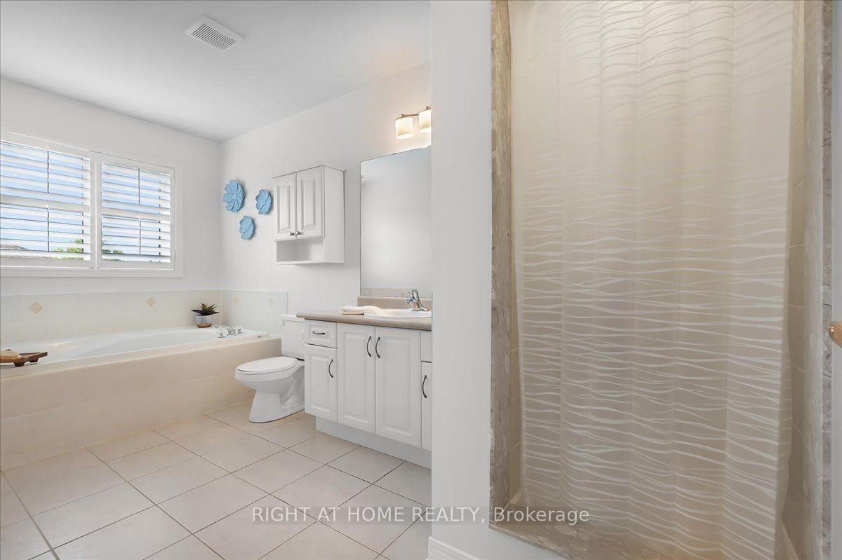 171 Burgess Crescent • Newmarket, ON photo 17