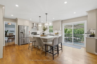 38 Galloway Crescent • Uxbridge, ON photo 5