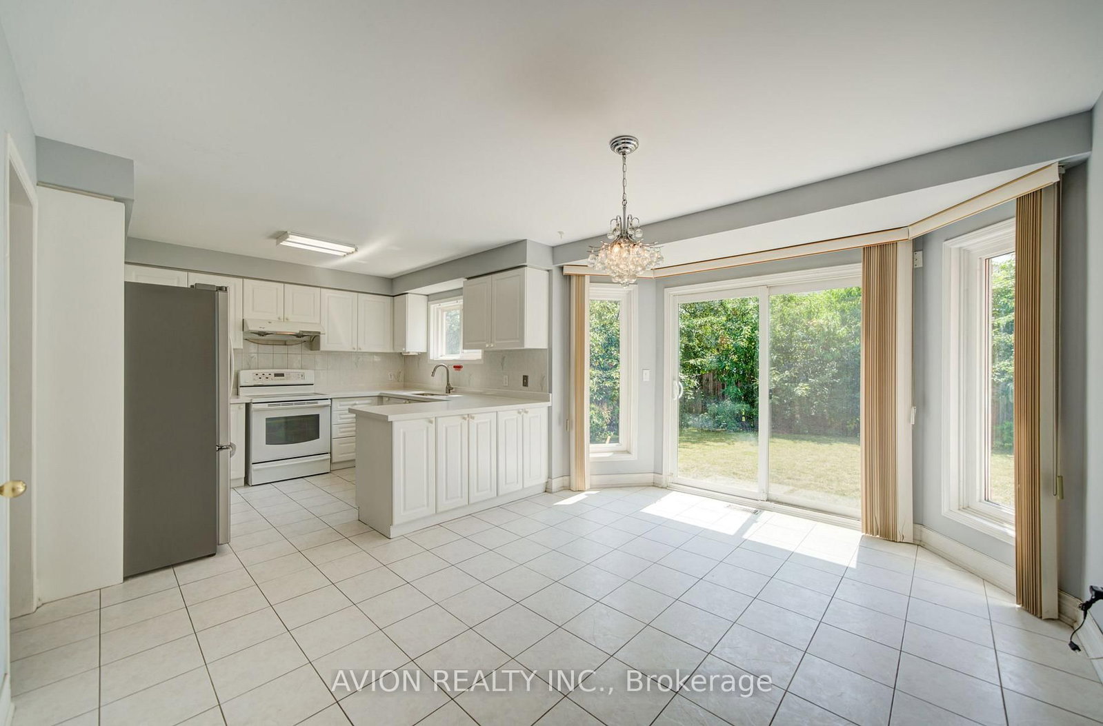 29 Charrington Crescent • Markham, ON photo 16