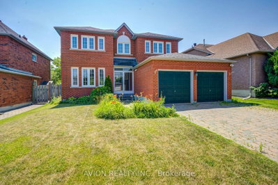 29 Charrington Crescent • Markham, ON photo 3