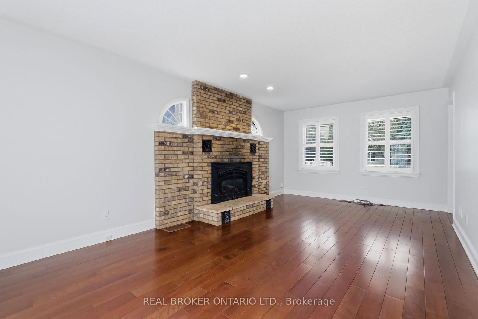 154 Brock Street E • Uxbridge, ON photo 12
