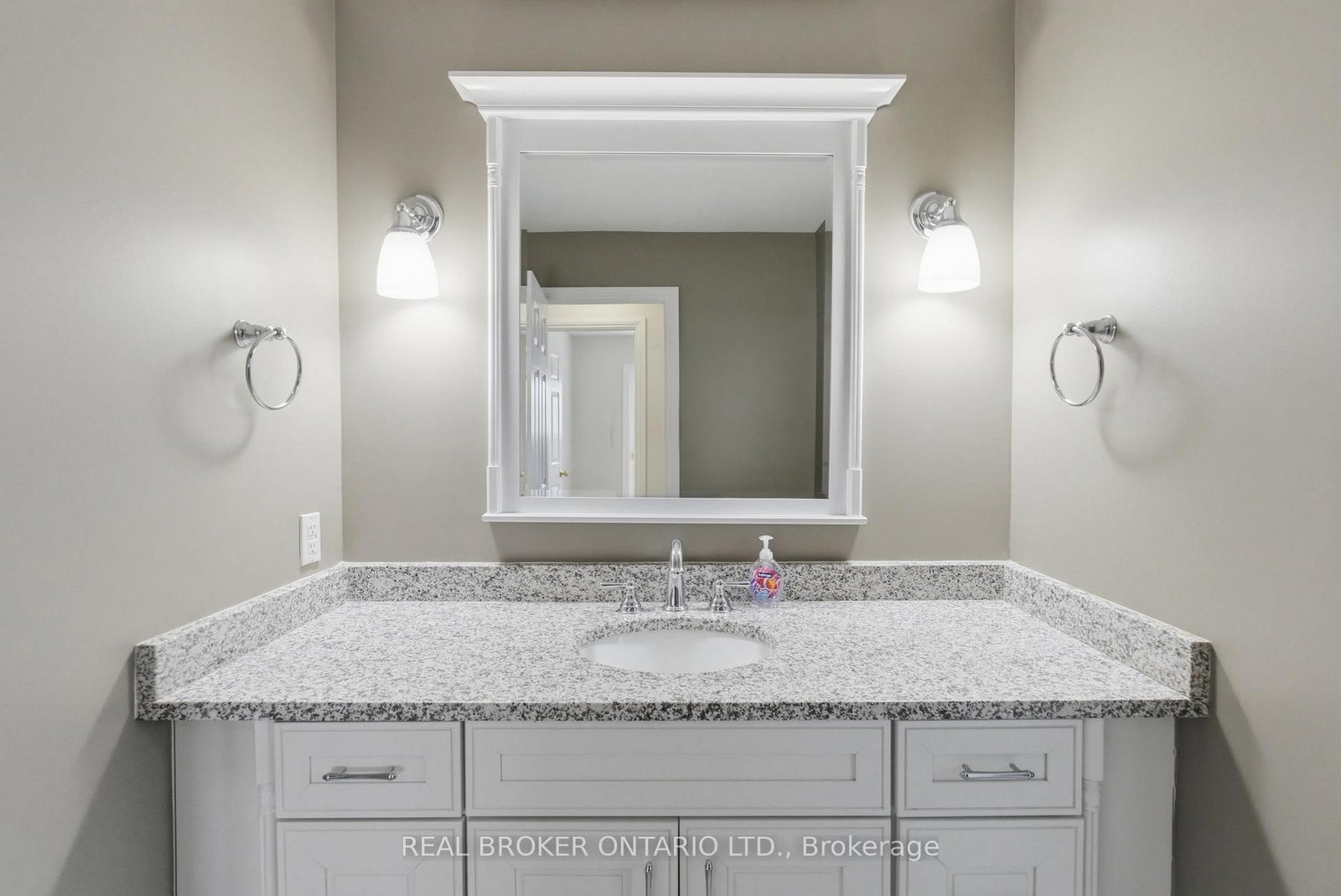 154 Brock Street E • Uxbridge, ON photo 30