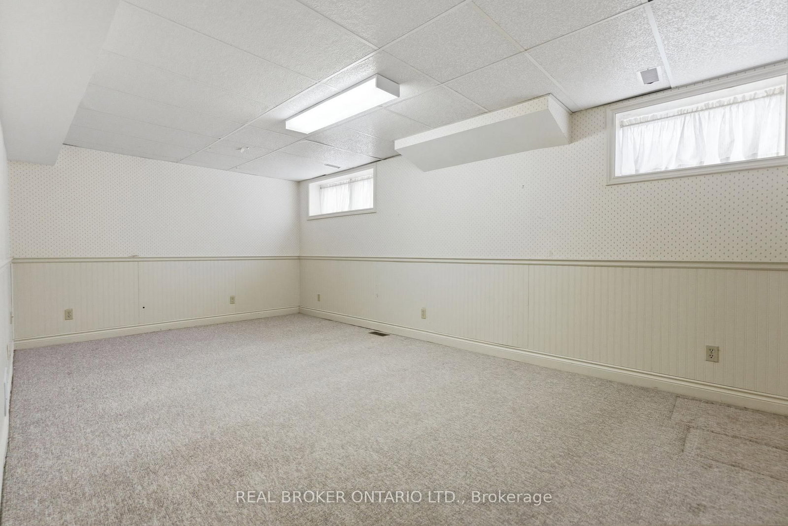 154 Brock Street E • Uxbridge, ON photo 36