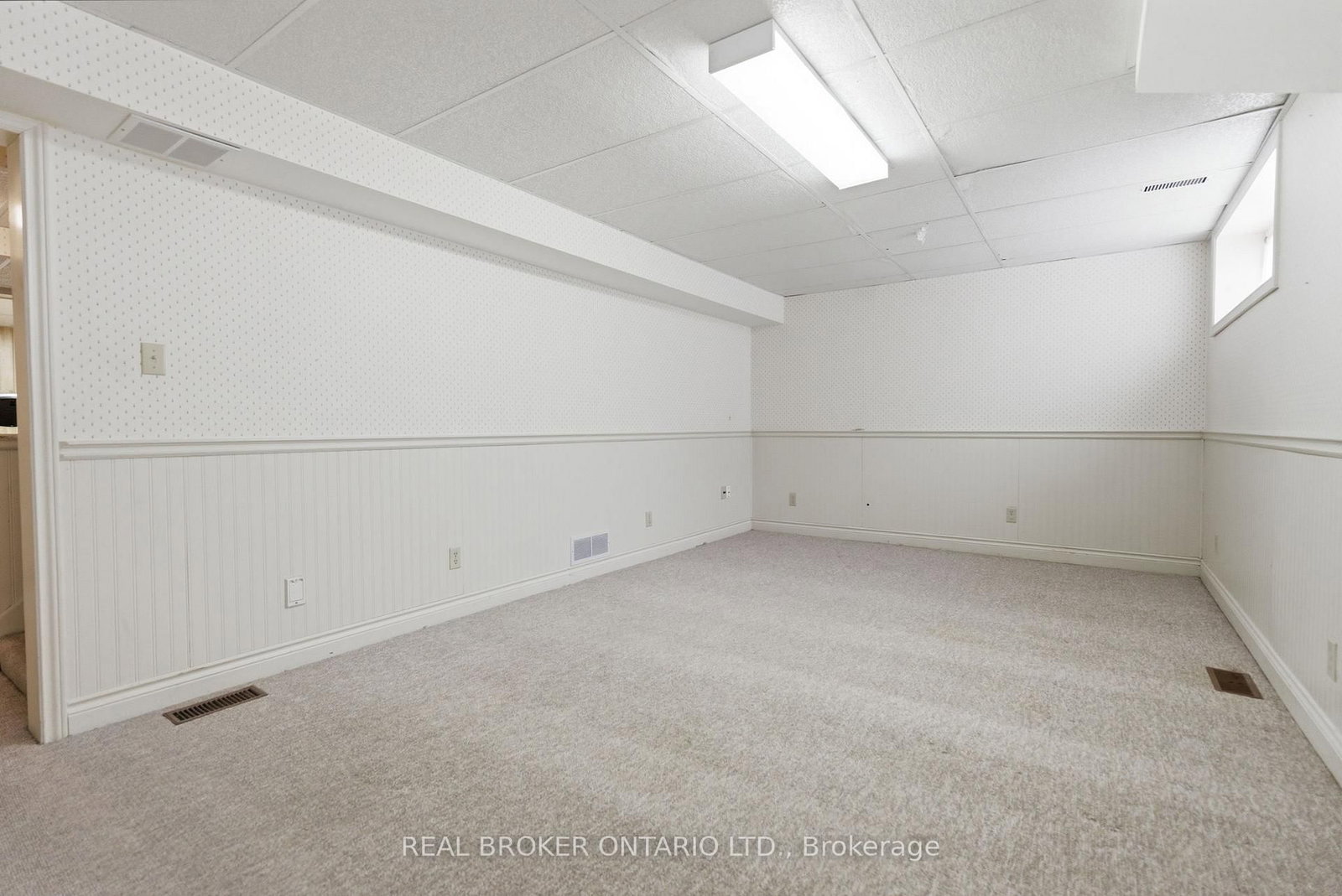 154 Brock Street E • Uxbridge, ON photo 37