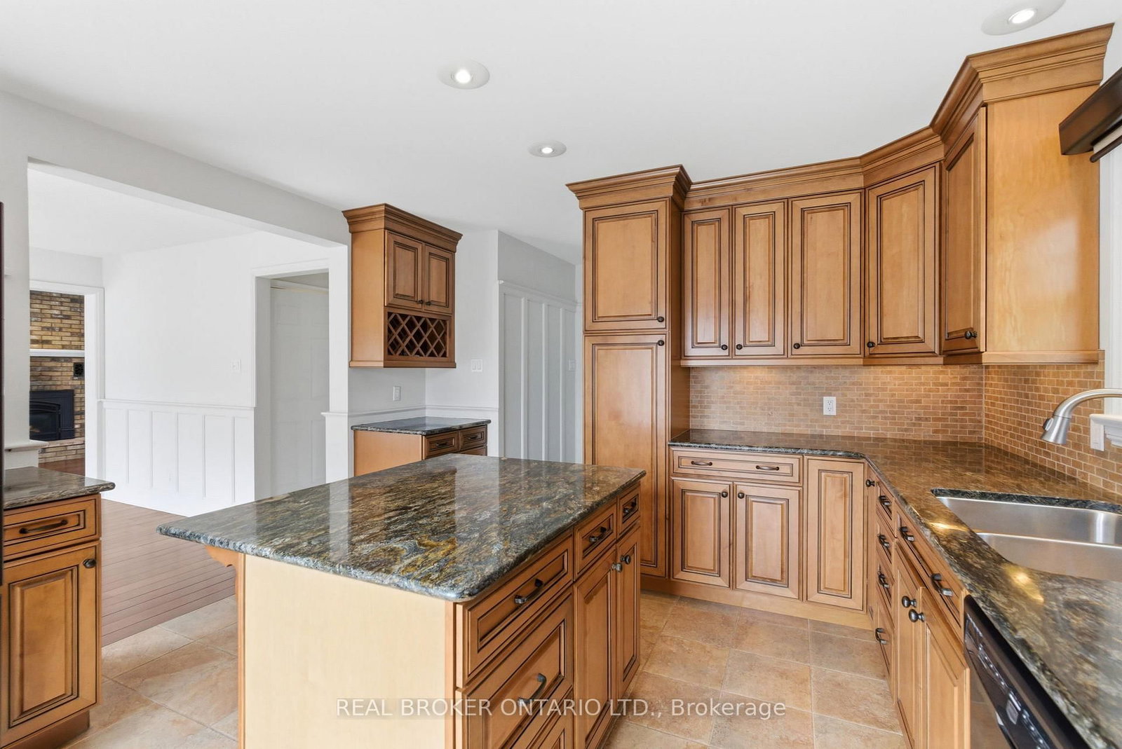 154 Brock Street E • Uxbridge, ON photo 9