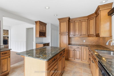 154 Brock Street E • Uxbridge, ON photo 9