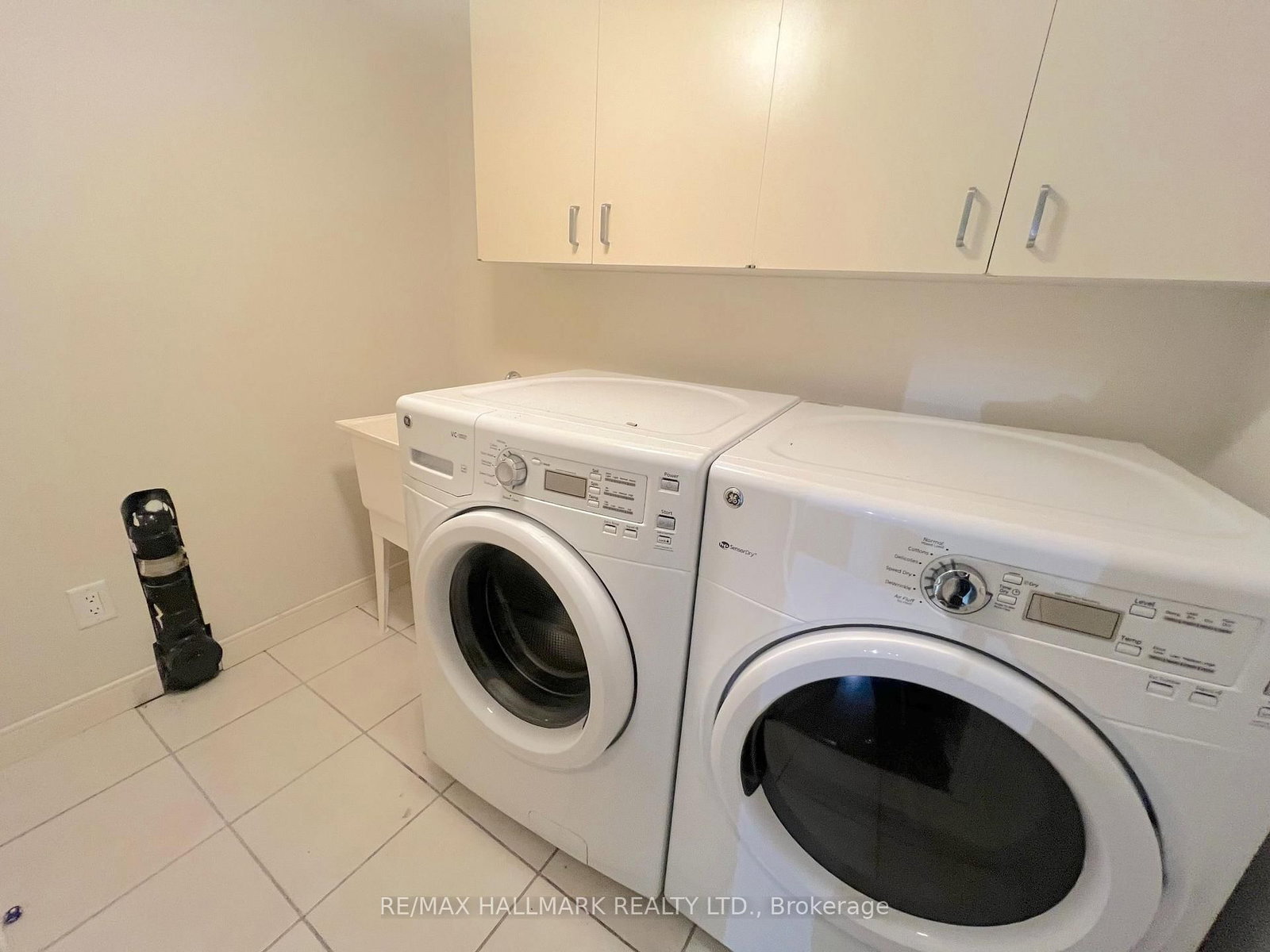 33 Lodgeway Drive • Vaughan, ON photo 14