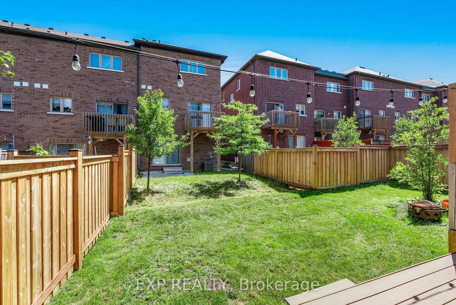 104 Gordon Circle • Newmarket, ON photo 36
