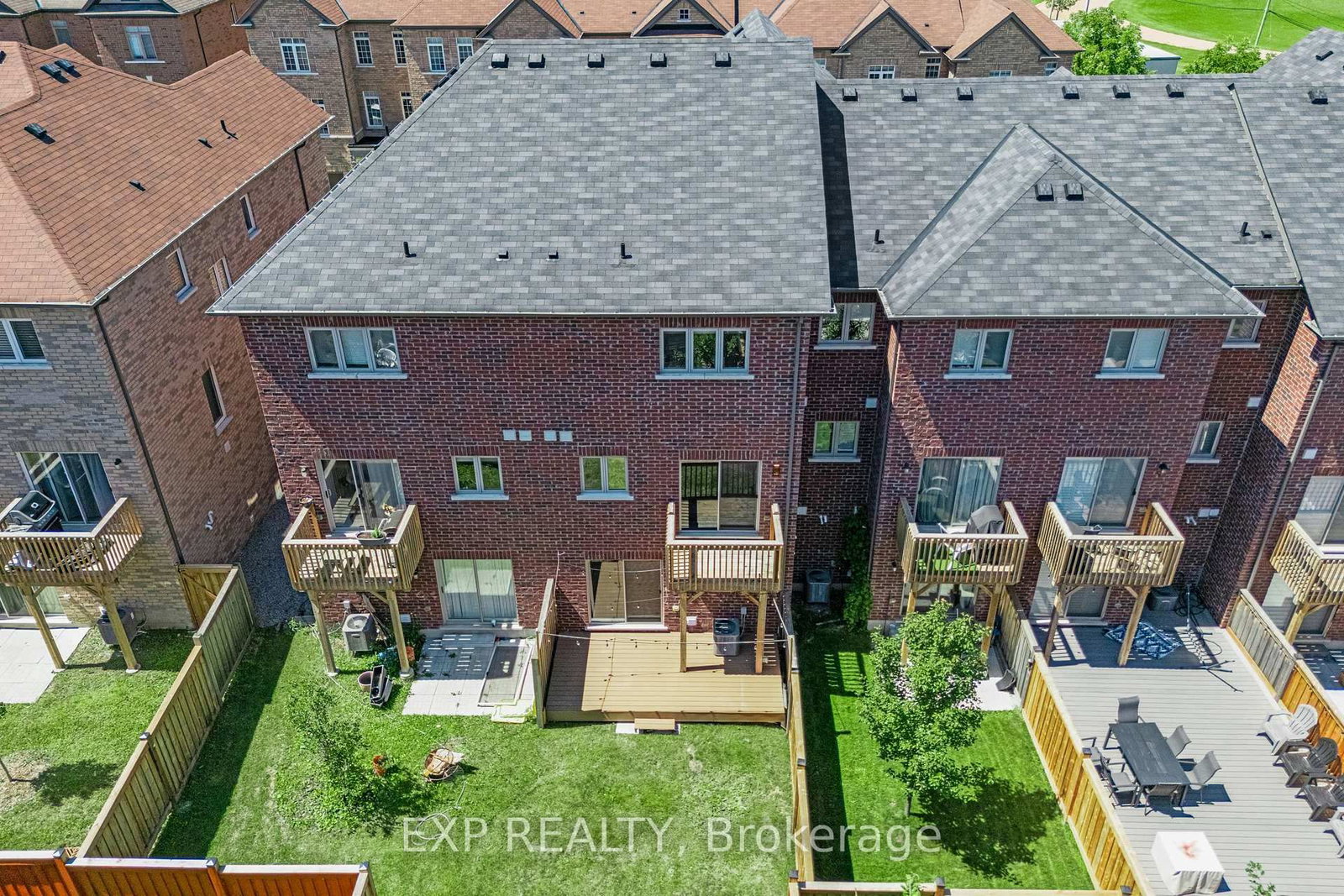 104 Gordon Circle • Newmarket, ON photo 39