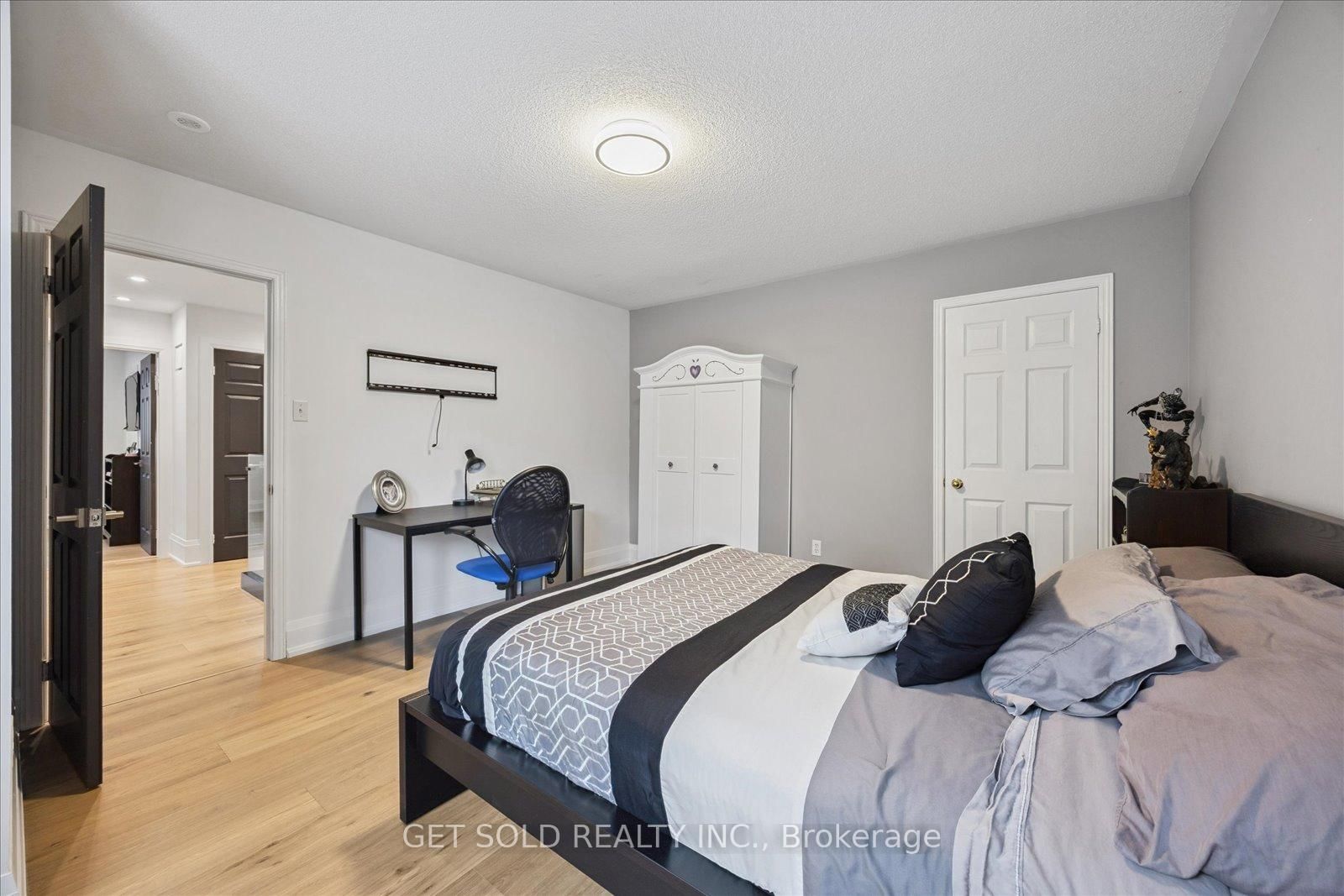 64 Spence Drive • Aurora, ON photo 31