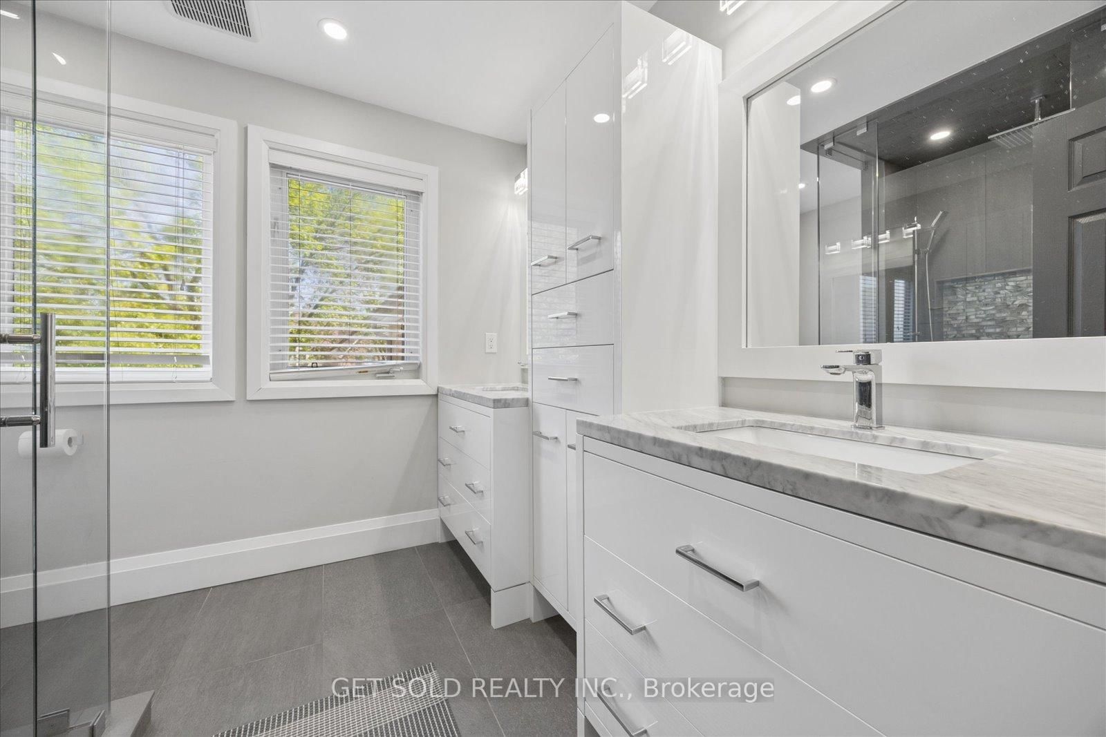 64 Spence Drive • Aurora, ON photo 32