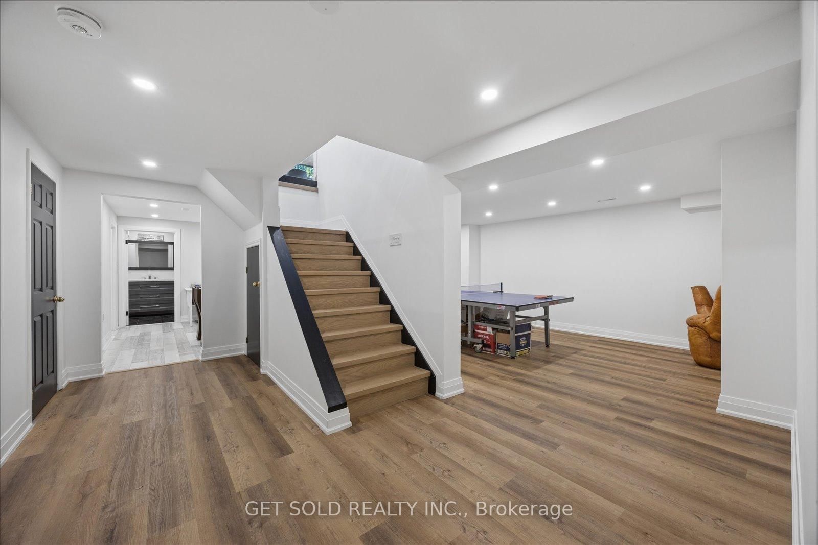 64 Spence Drive • Aurora, ON photo 34