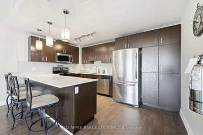 Condo for sale at 719-11611 Yonge Street, Richmond Hill, Ontario, L4E 3N8 - Jefferson - MLS: N13633394