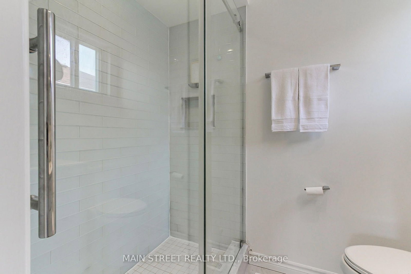 70 Dunsmore Crescent • Richmond Hill, ON photo 21