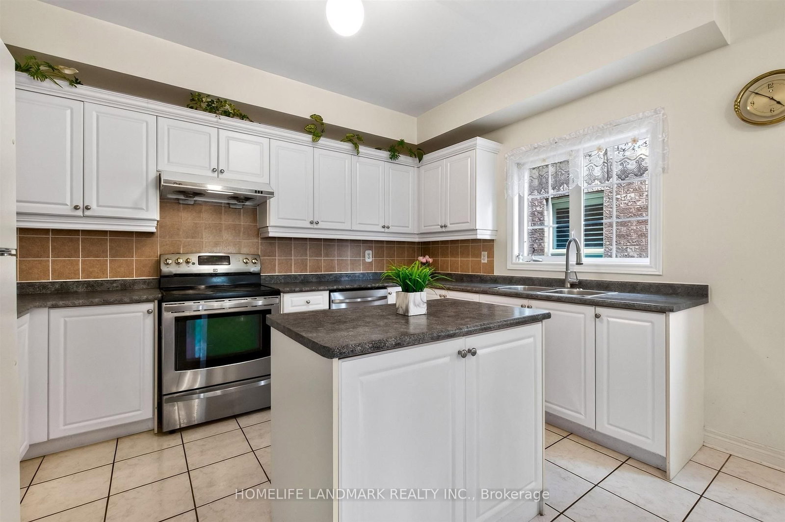 218 Ridgecrest Road • Markham, ON photo 13