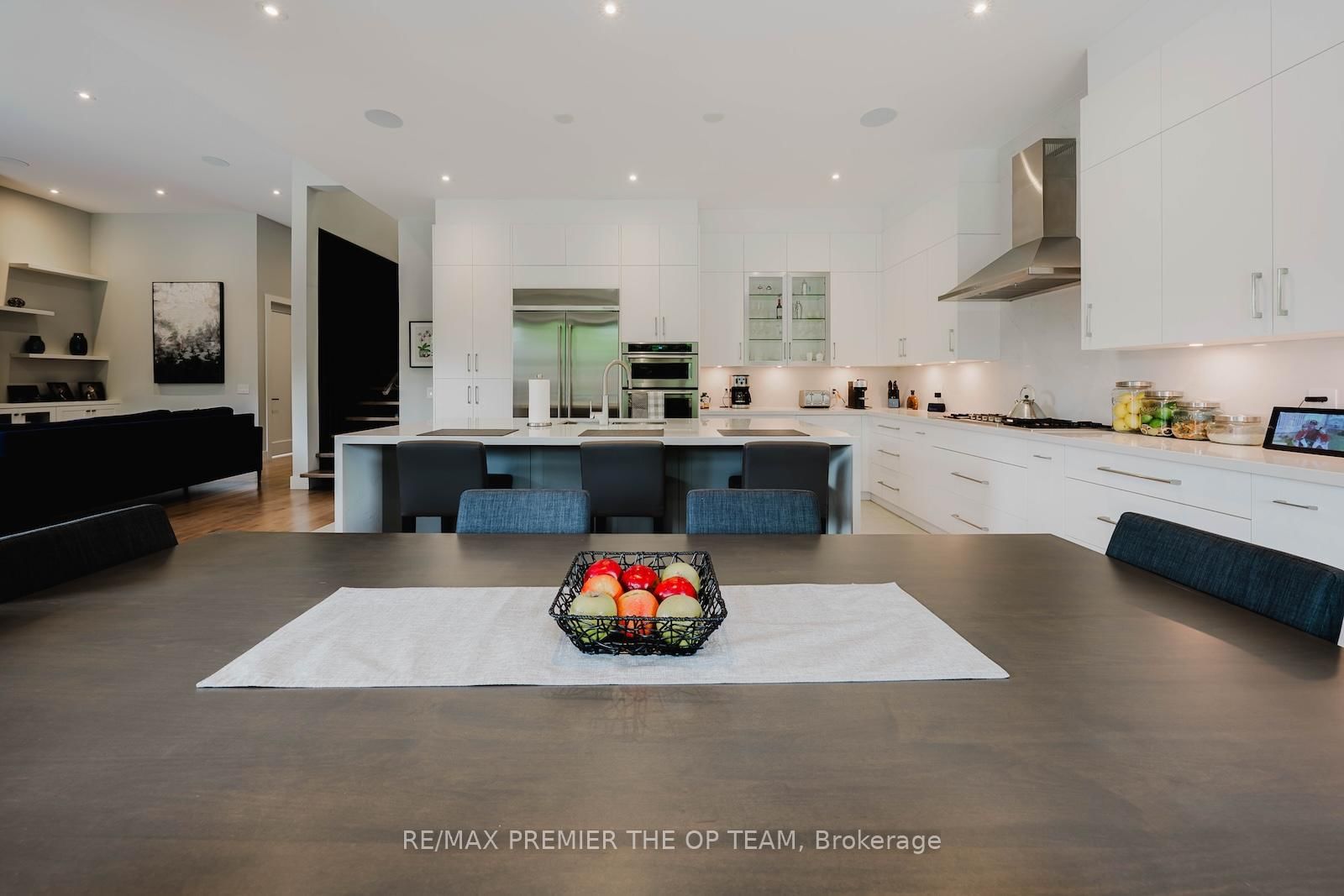 54 Cheltenham Avenue • Vaughan, ON photo 19