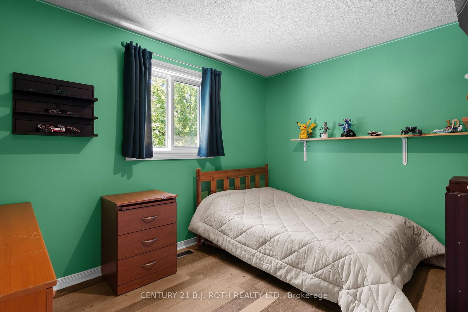 128 Queen Street • Essa, ON photo 17