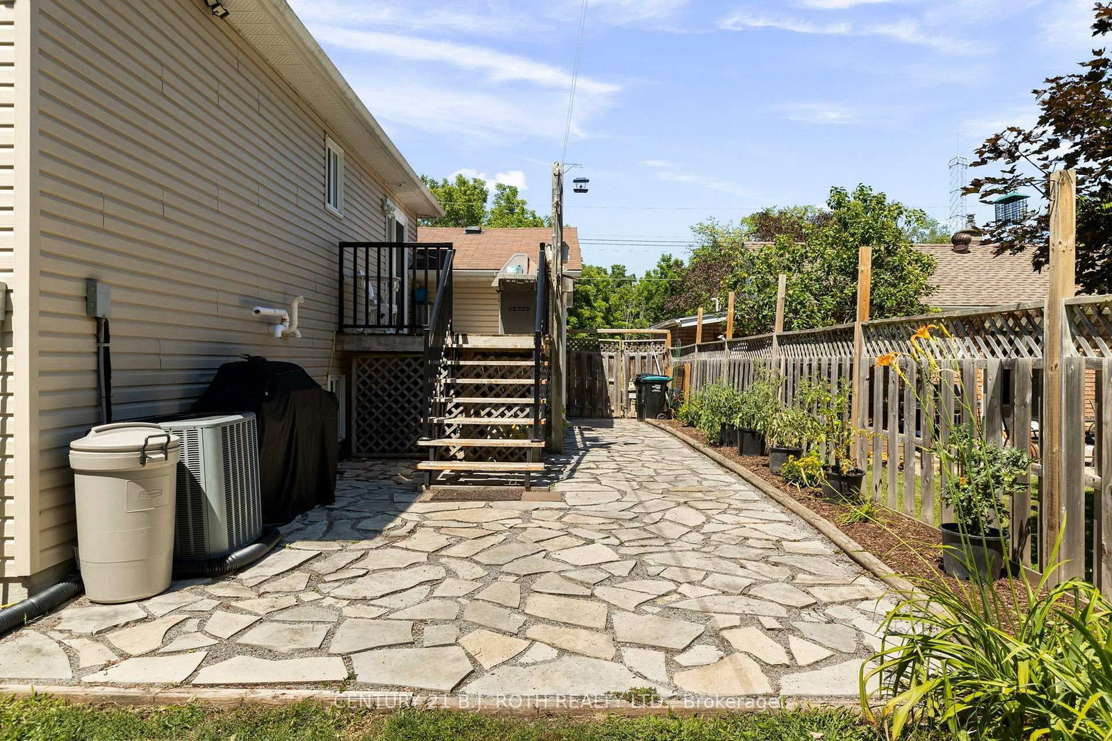 128 Queen Street • Essa, ON photo 25