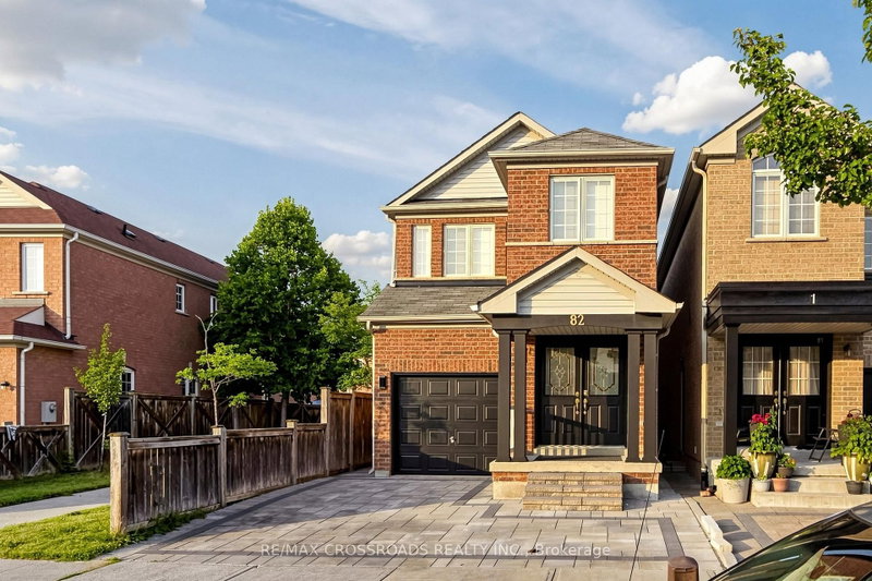 82 Jack Monkman Crescent
