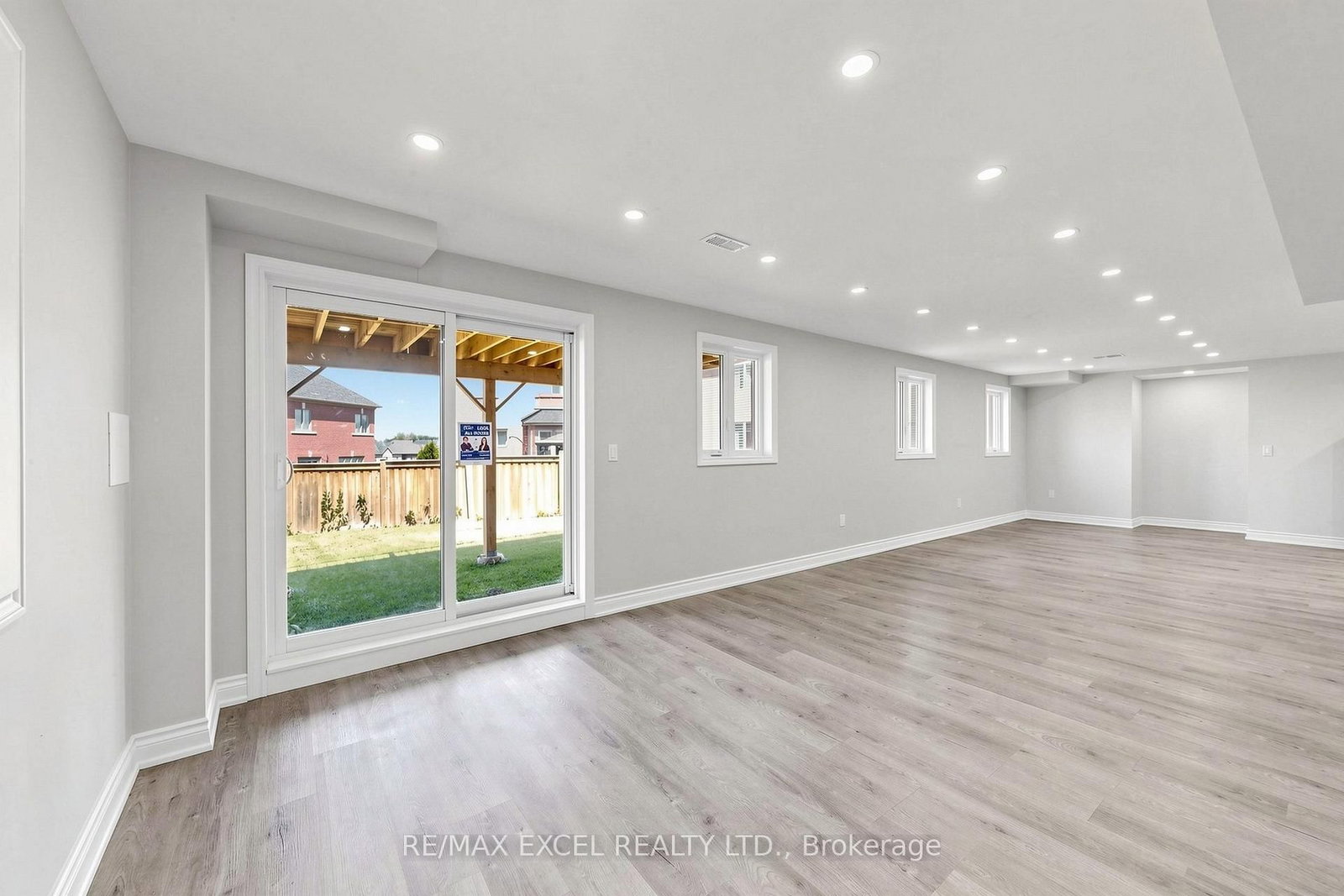 12 Acacia Court • East Gwillimbury, ON photo 30