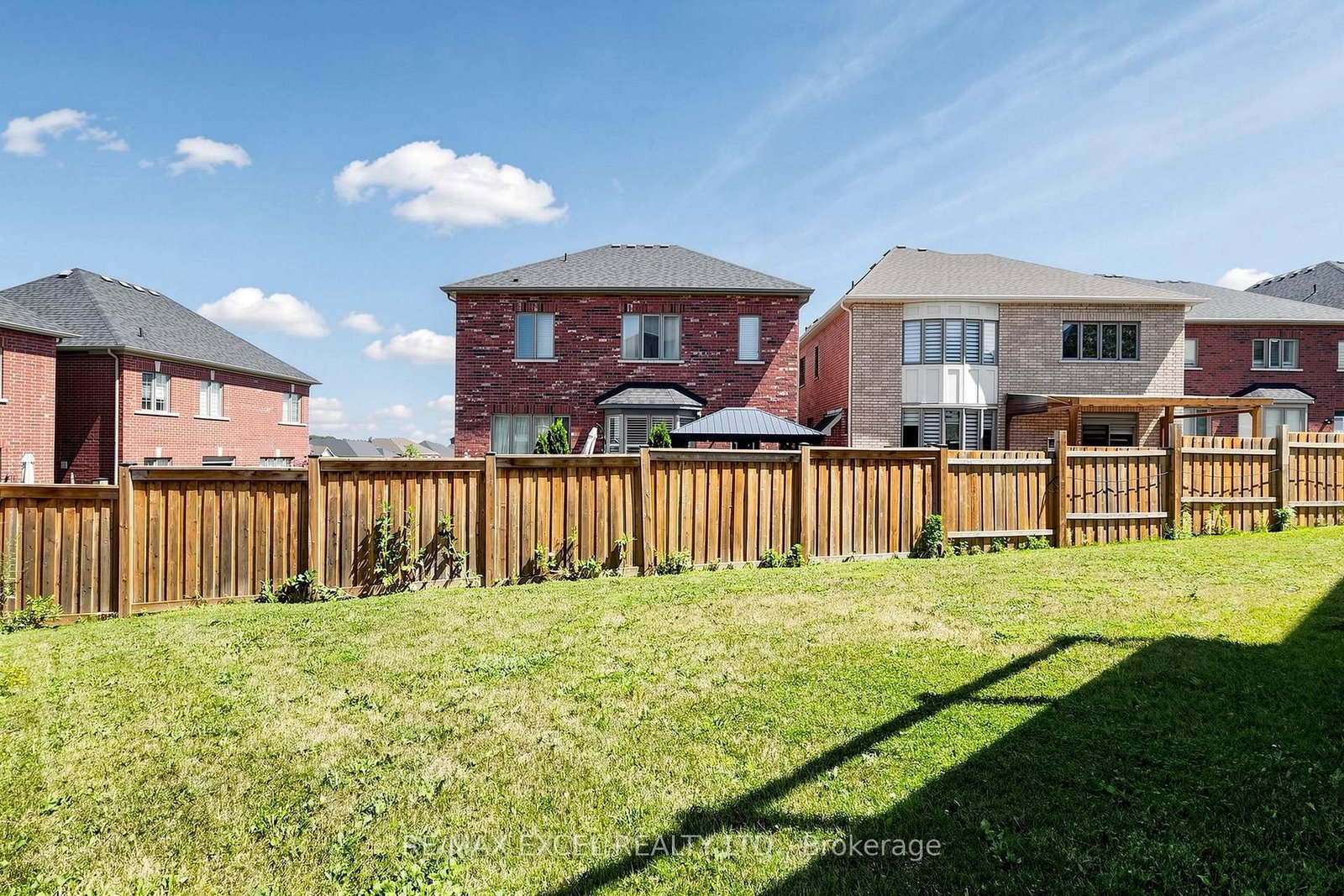 12 Acacia Court • East Gwillimbury, ON photo 44