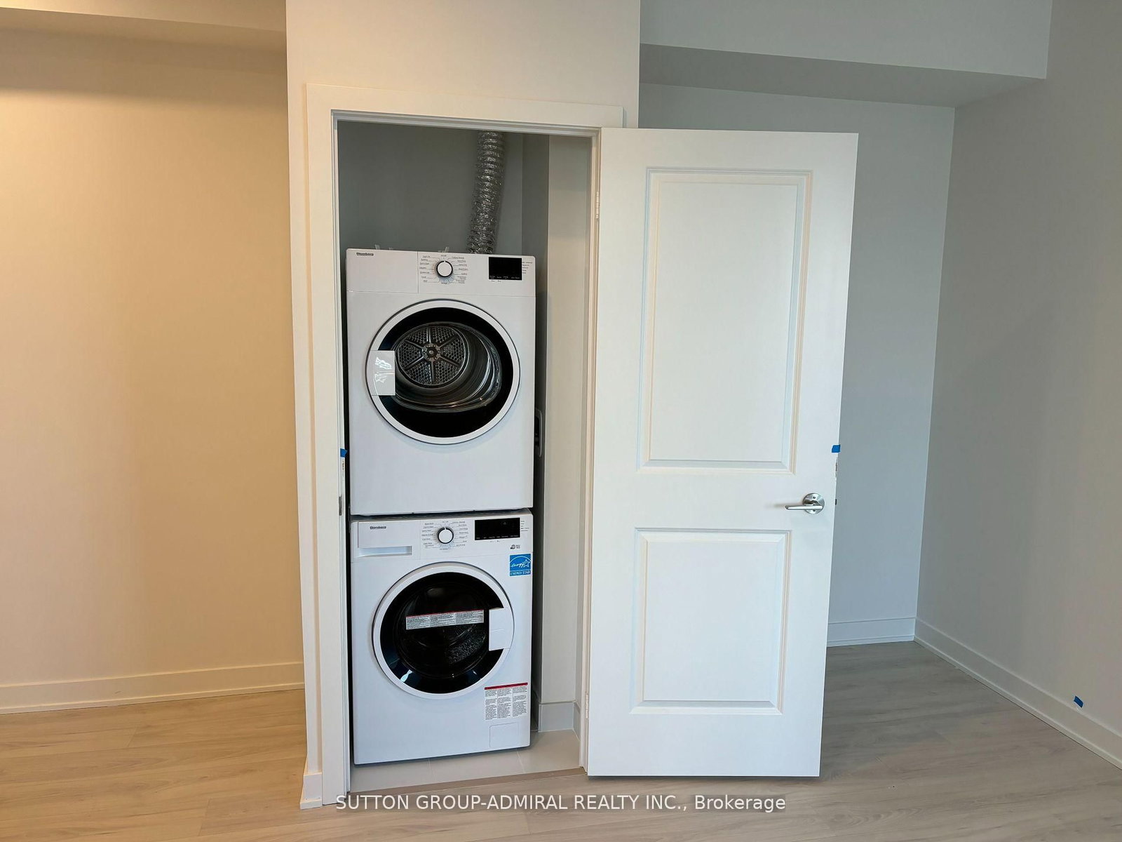 30 Upper Mall Way • #A1505 • Vaughan, ON photo 16