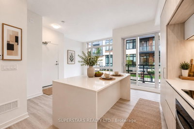 14 David Eyer Road • #1005 • Richmond Hill, ON photo 8