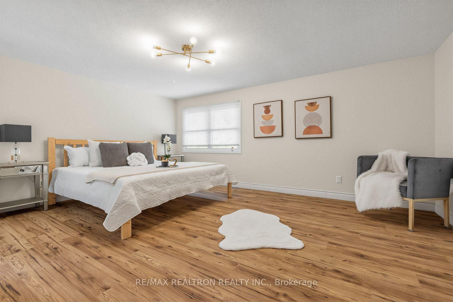 416 Alex Doner Drive • Newmarket, ON photo 15