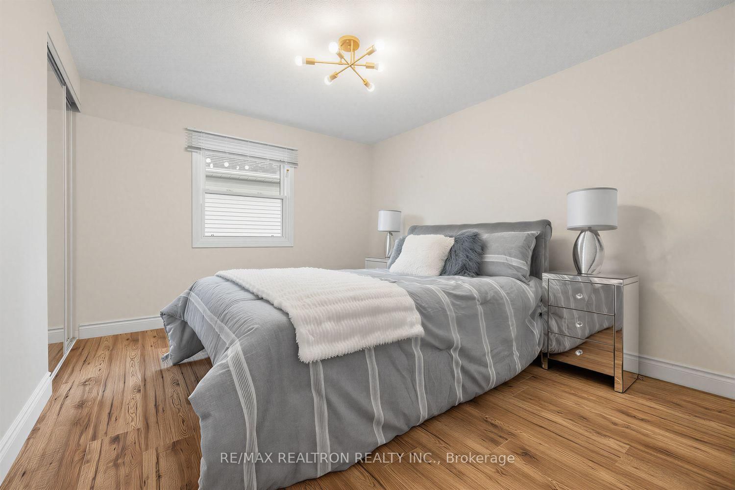 416 Alex Doner Drive • Newmarket, ON photo 20