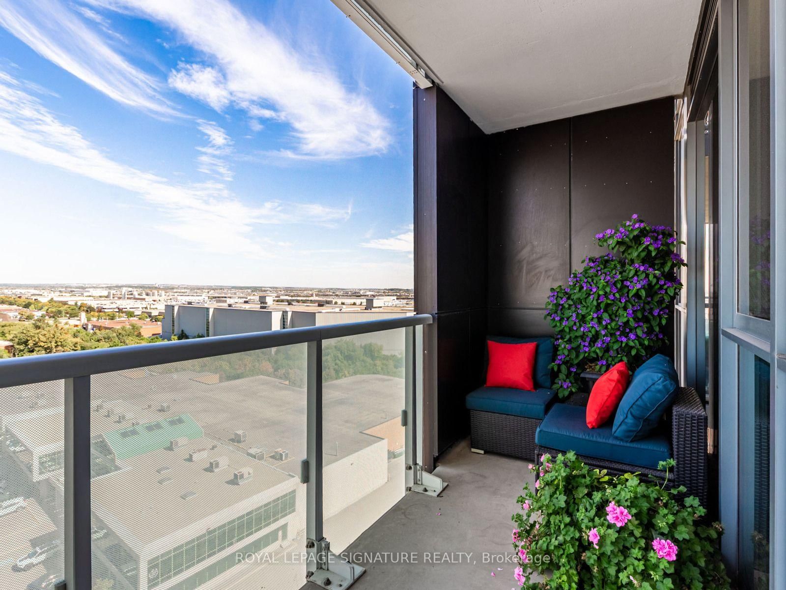 7895 Jane Street • #1114 • Vaughan, ON photo 24