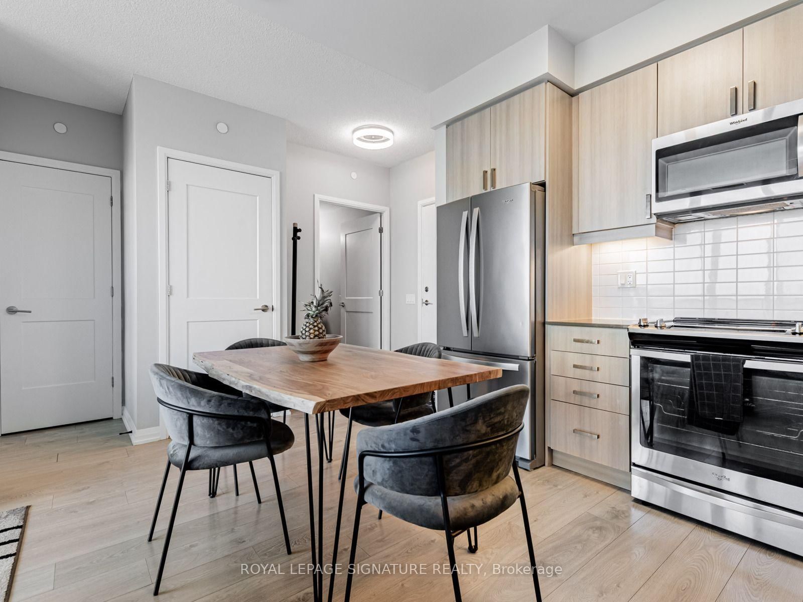 7895 Jane Street • #1114 • Vaughan, ON photo 8