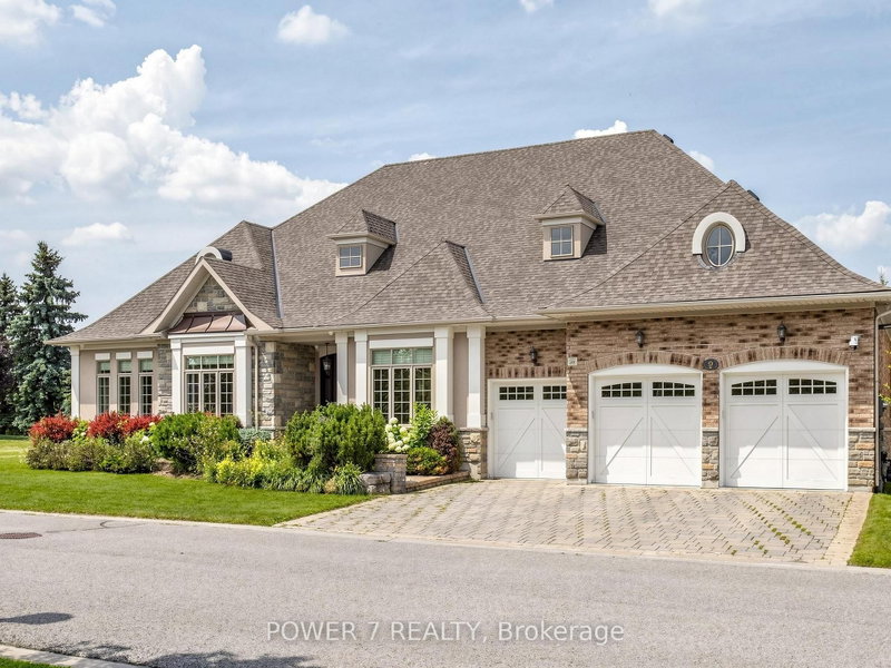 9 Emerald Heights Drive
