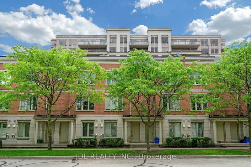 25 Galleria Parkway